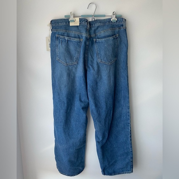 Women's Mid-Rise 90's Baggy Jeans - Universal Thread™ - Picture 2 of 9